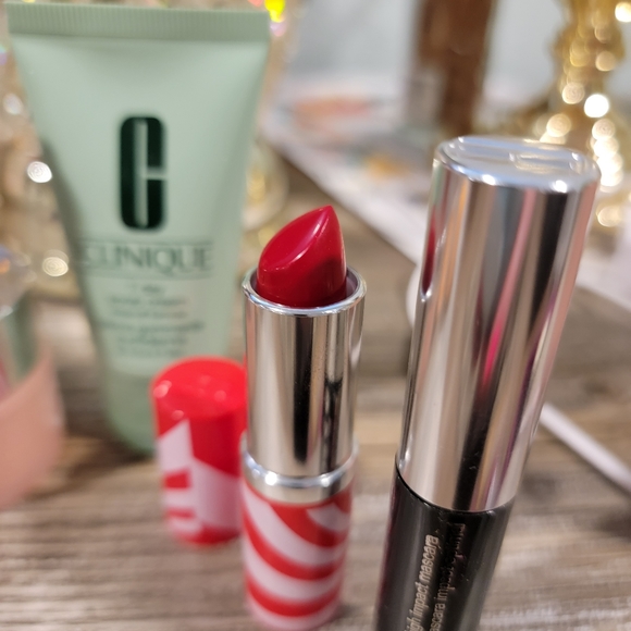 Clinique lot - Picture 3 of 4